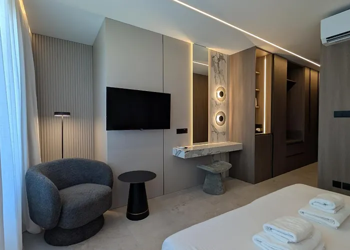 Tuck 4* Ларнака