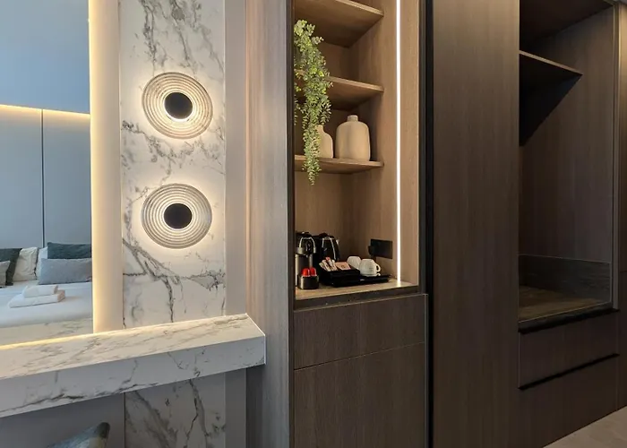 Апарт-отель Tuck 4*