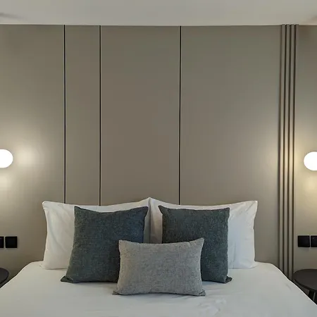 Tuck Aparthotel 3*