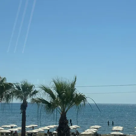 Tuck Hotel apartamentowy Larnaca