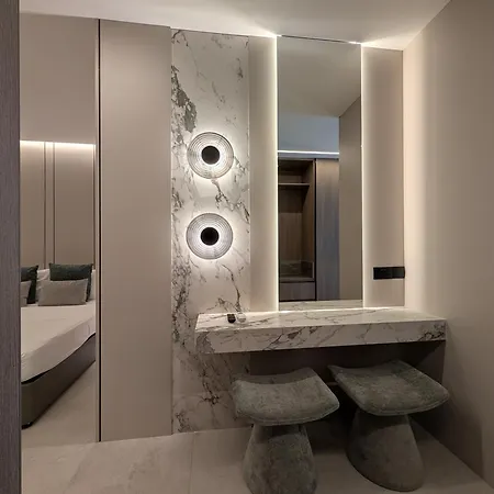 Tuck Apartahotel 4*