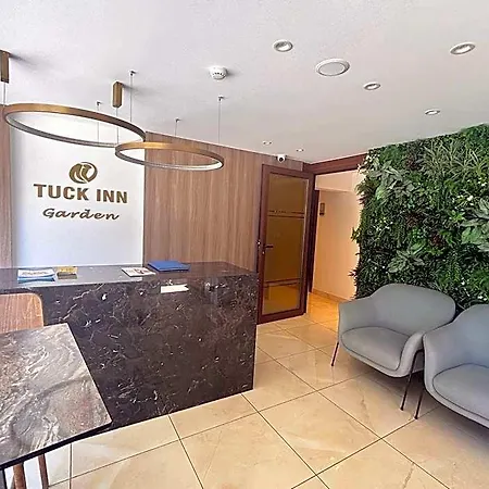 Tuck Aparthotel 4*