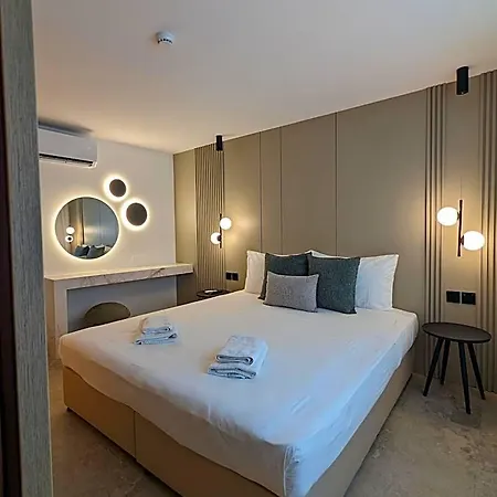 Tuck Aparthotel 4*