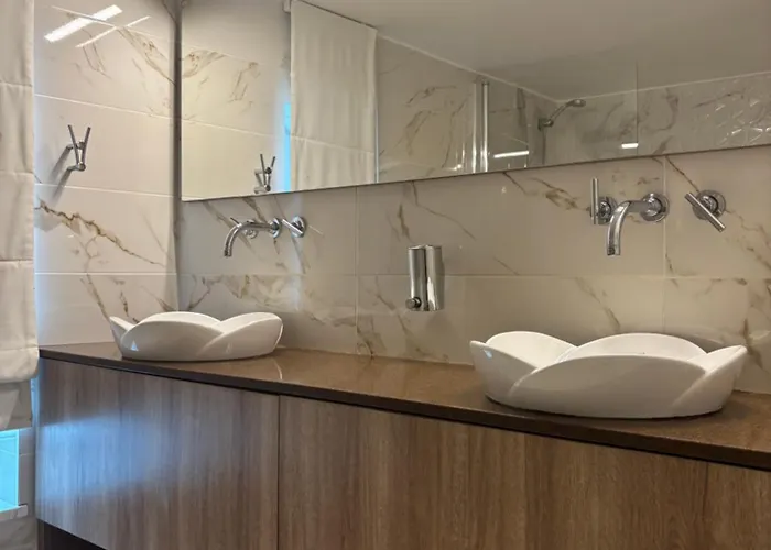 Aparthotel Tuck Larnaca